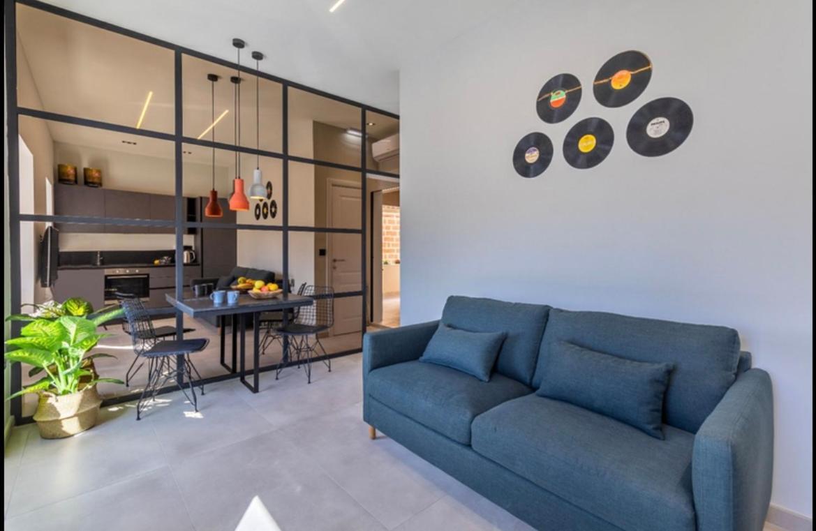 New - Designer Finished 1 Bedroom Apartment A 5 Minutes Ferry Away From Valletta มอสตา ภายนอก รูปภาพ